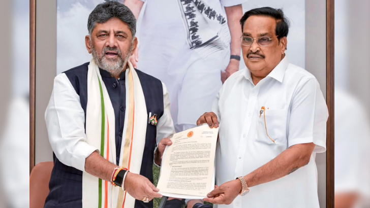 https://salarnews.in/public/uploads/images/newsimages/maannewsimage12062026_215616_WEb pics (56).png